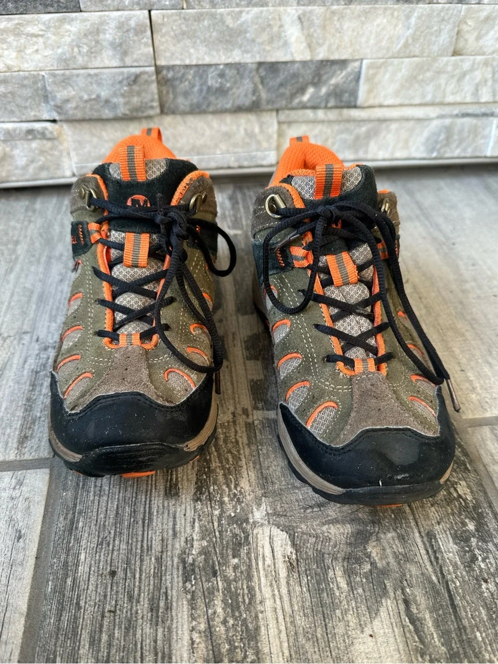 Merrell Kids Chameleon Hiking Mid Boots Orange  – Size 1 Kids